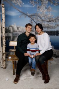 familienfoto-mit-mutter-kind-vater